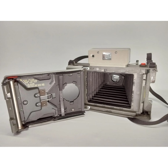 Vintage Polaroid 320 land camera 📸 - Picture 3 of 16